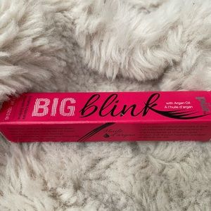 Pur- Big blink extreme mascara